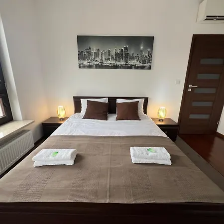H&p Silver Apartment *