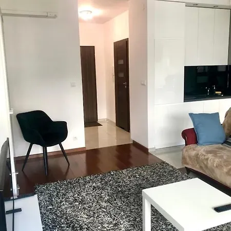 Apartamento H&p Silver Varsovia