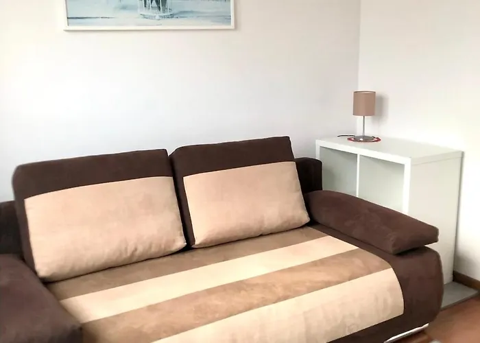 H&p Silver Apartment