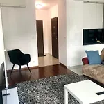 Apartamento H&p Silver Varsovia